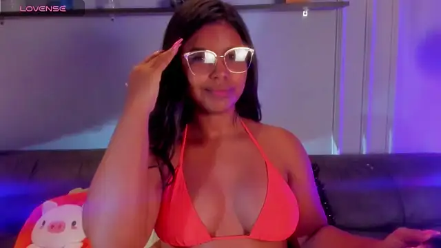 zoe roux21 online show from 13, 11, 2025