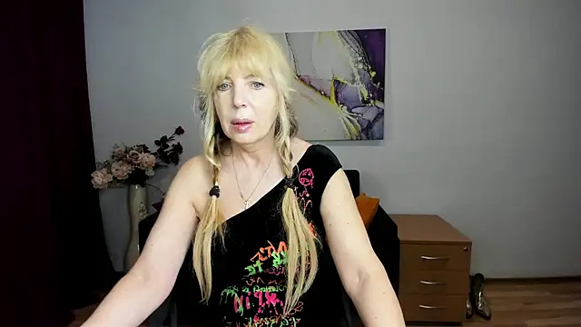 Snapshot of Anna_Diax chatting on 19, 5, 2026 Anna Diax online show from 19, 5, 2026