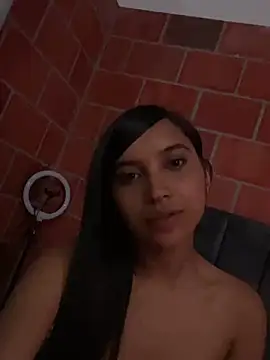 Snapshot of RoxyRoss_ chatting on 16, 3, 2025 RoxyRoss online show from 16, 3, 2025