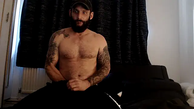 Snapshot of AnodicDemotic chatting on 15, 10, 2025 AnodicDemotic online show from 15, 10, 2025