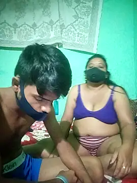 Group Of Lust online show from 15, 4, 2026