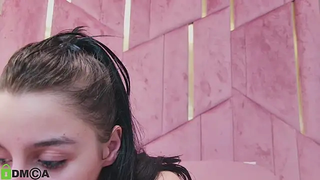 DaisyLane  online show from 3, 3, 2025