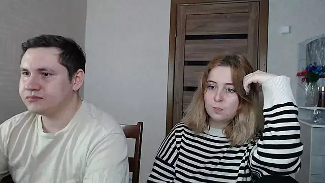 Snapshot of Kristy-Max chatting on 4, 1, 2025 Kristy-Max online show from 4, 1, 2025