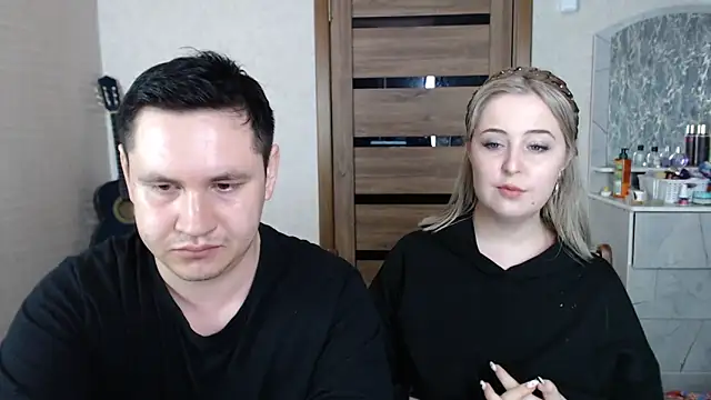 Snapshot of Kristy-Max chatting on 2, 3, 2025 Kristy-Max online show from 2, 3, 2025