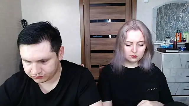 Snapshot of Kristy-Max chatting on 8, 3, 2025 Kristy-Max online show from 8, 3, 2025