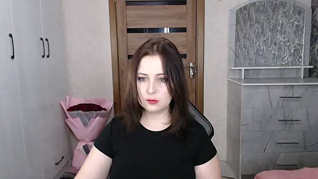 Kristy-Max online show from 8, 11, 2025