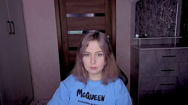 Snapshot of Kristy-Max chatting on 3, 2, 2026 Kristy-Max online show from 3, 2, 2026