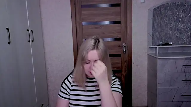 Snapshot of Kristy-Max chatting on 14, 2, 2026 Kristy-Max online show from 14, 2, 2026