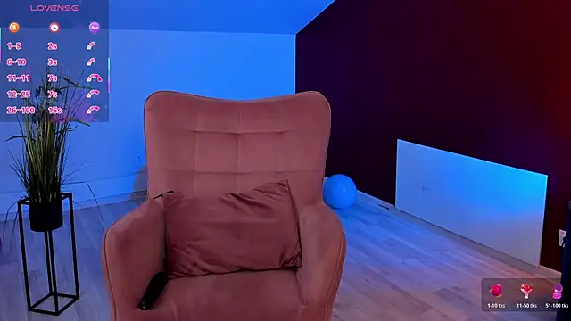 Snapshot of CherieDane chatting on 16, 11, 2025 CherieDane online show from 16, 11, 2025