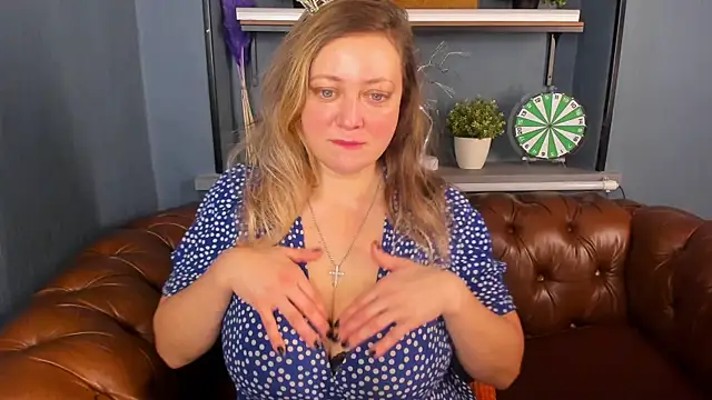 Snapshot of JesiaFoxi chatting on 2, 1, 2025 JesiaFoxi online show from 2, 1, 2025