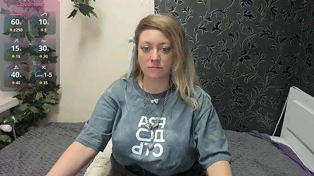 JesiaFoxi online show from 21, 12, 2025