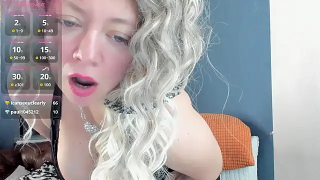 JesiaFoxi online show from 17, 2, 2026