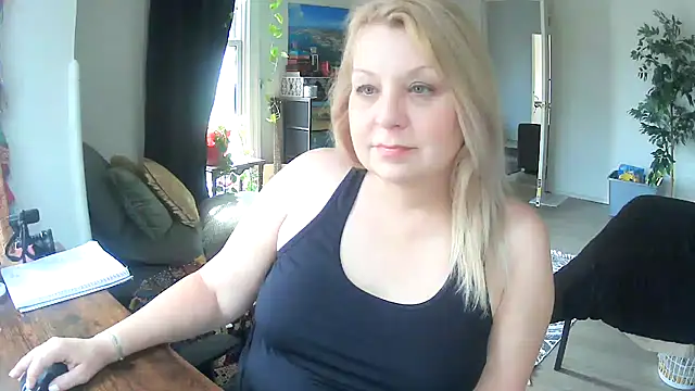 RubyGissing online show from 18, 10, 2025
