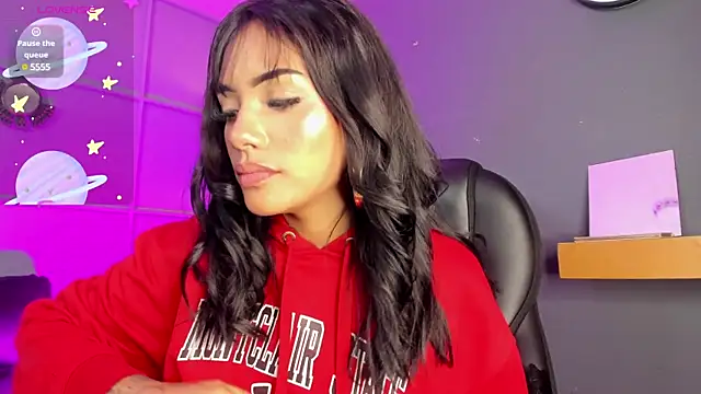 Snapshot of Giovanna_oliveira chatting on 18, 1, 2025 Giovanna oliveira online show from 18, 1, 2025