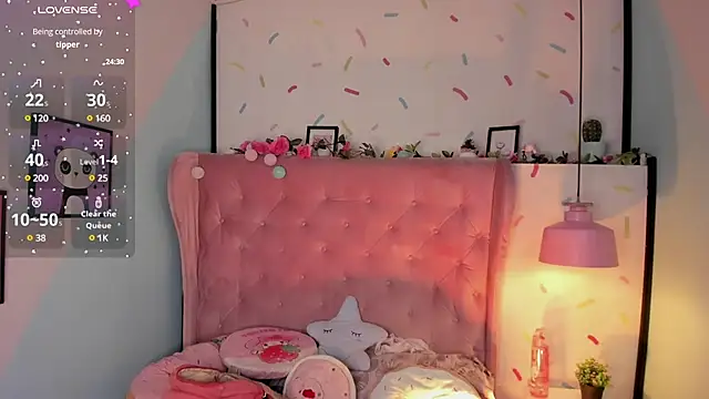 Snapshot of Giovanna_oliveira chatting on 9, 2, 2025 Giovanna oliveira online show from 9, 2, 2025