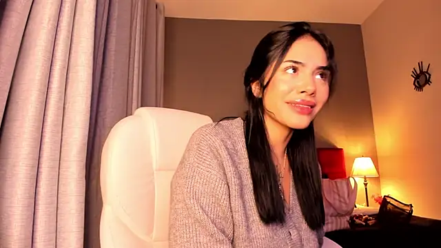 Snapshot of Giovanna_oliveira chatting on 15, 11, 2025 Giovanna oliveira online show from 15, 11, 2025