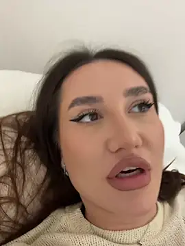 Snapshot of freyacherie chatting on 11, 11, 2025 freyacherie online show from 11, 11, 2025