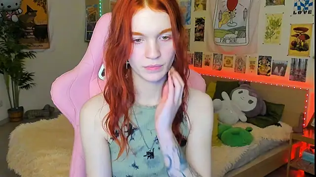 Sunny Elly online show from 2, 2, 2025