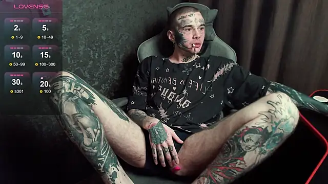 Snapshot of lonelycrystal chatting on 30, 9, 2025 lonelycrystal online show from 30, 9, 2025