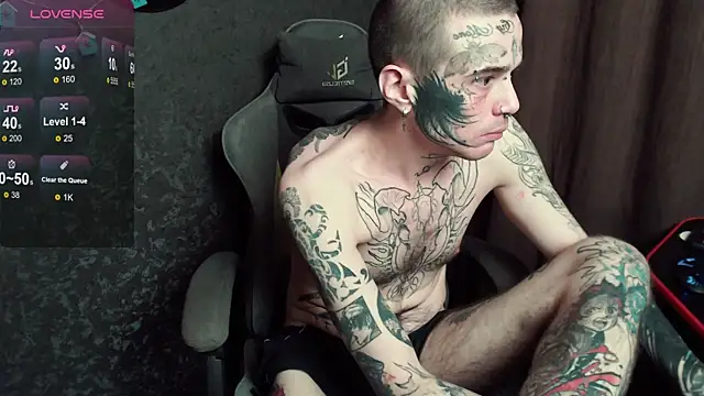 Snapshot of lonelycrystal chatting on 1, 10, 2025 lonelycrystal online show from 1, 10, 2025