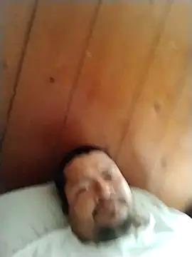 Snapshot of rober245 chatting on 18, 10, 2025 rober245 online show from 18, 10, 2025