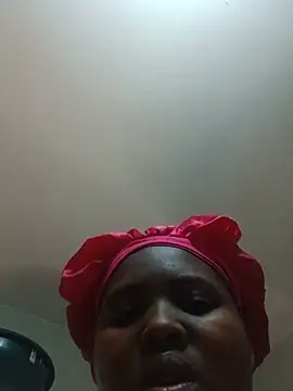 queenxdede online show from 9, 6, 2026