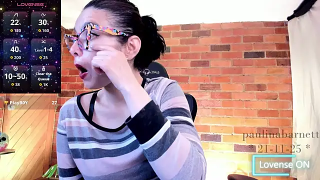 paulinabarnett- online show from 21, 11, 2025