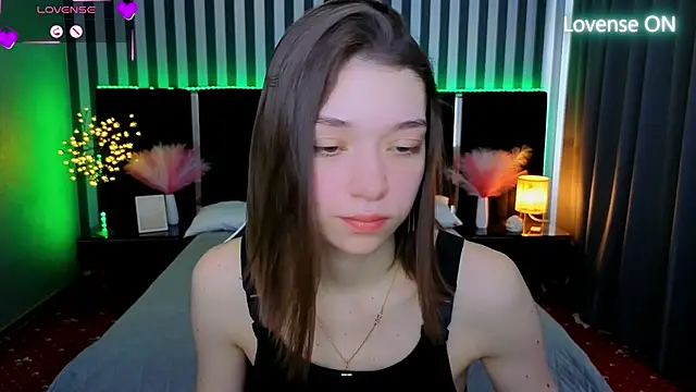 Snapshot of Cherry_Wipe chatting on 4, 5, 2026 Cherry Wipe online show from 4, 5, 2026