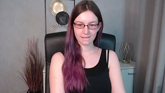 emmaxDelight online show from 14, 12, 2024