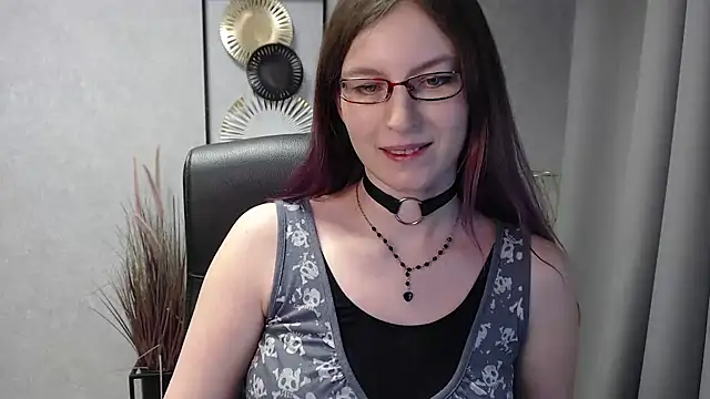 emmaxDelight online show from 30, 12, 2024