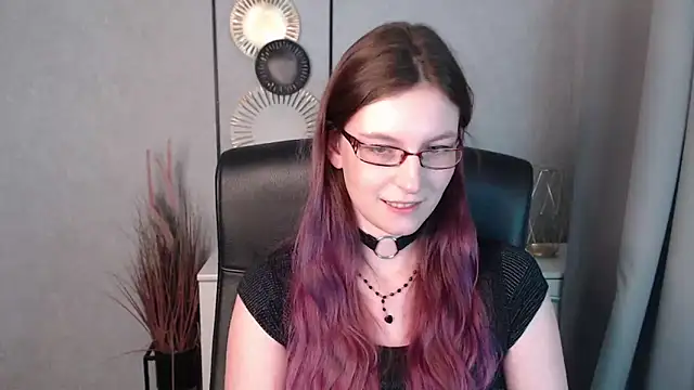 emmaxDelight online show from 31, 12, 2024