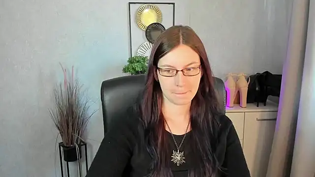 emmaxDelight online show from 16, 7, 2026
