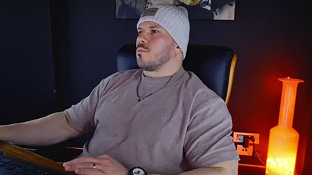 AngeloEric online show from 13, 2, 2025