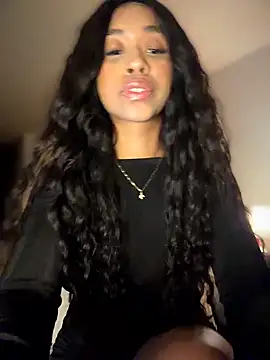 bella  honey online show from 28, 2, 2026