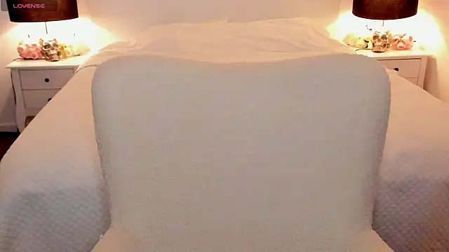 Snapshot of NatalyThorn88 chatting on 10, 2, 2025 NatalyThorn88 online show from 10, 2, 2025