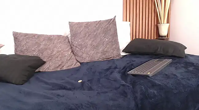 zander 2120 online show from 10, 1, 2025