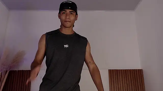 zander 2120 online show from 12, 3, 2025