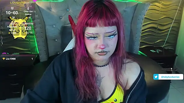 Snapshot of toky_doll chatting on 8, 2, 2025 toky doll online show from 8, 2, 2025