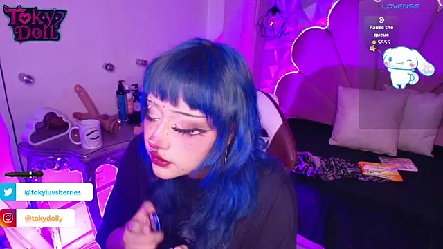 Snapshot of toky_doll chatting on 17, 9, 2025 toky doll online show from 17, 9, 2025