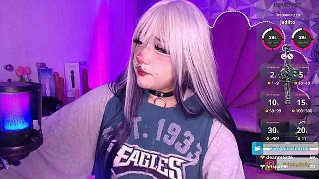 Snapshot of toky_doll chatting on 30, 9, 2025 toky doll online show from 30, 9, 2025