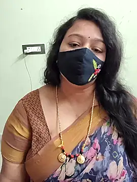 neelu-hoty online show from 10, 3, 2026