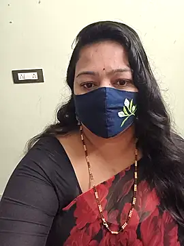 neelu-hoty online show from 31, 3, 2026