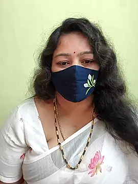 neelu-hoty online show from 17, 4, 2026