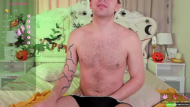 ArthurWhitee online show from 31, 10, 2025