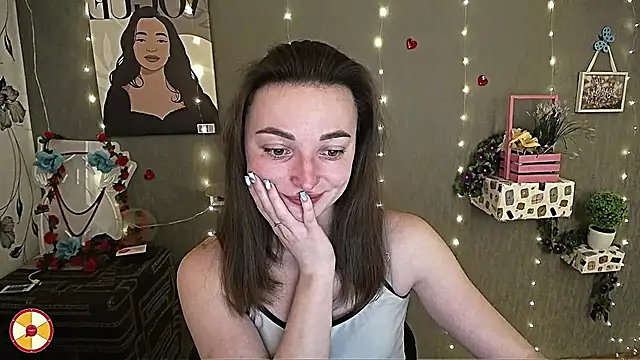  Barbie Kiss  online show from 19, 2, 2025