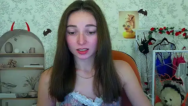  Barbie Kiss  online show from 26, 10, 2025