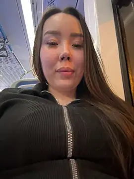 Asian Asami online show from 4, 3, 2025