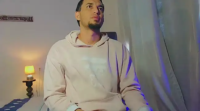 Snapshot of Jeff_Kent2 chatting on 11, 12, 2024 Jeff Kent2 online show from 11, 12, 2024