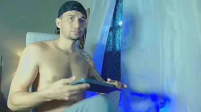 Snapshot of Jeff_Kent2 chatting on 3, 2, 2025 Jeff Kent2 online show from 3, 2, 2025