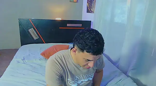 Snapshot of Jeff_Kent2 chatting on 21, 2, 2025 Jeff Kent2 online show from 21, 2, 2025